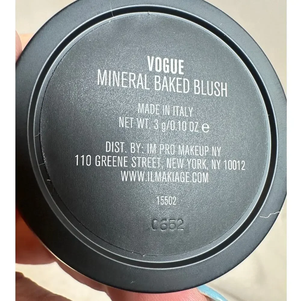 IL MAKIAGE Mineral Baked Blush – Vogue  (BNIB)